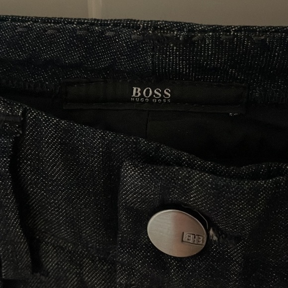 Hugo Boss Pleated Jeans - Picture 3 of 7